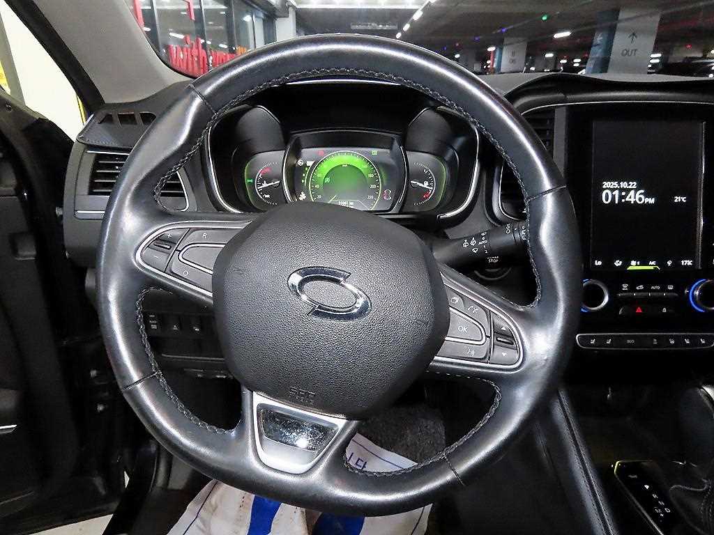 SAMSUNG QM6 - Vista 8