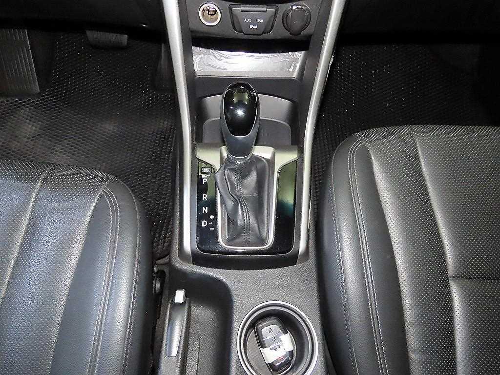 HYUNDAI i30 - Vista 12