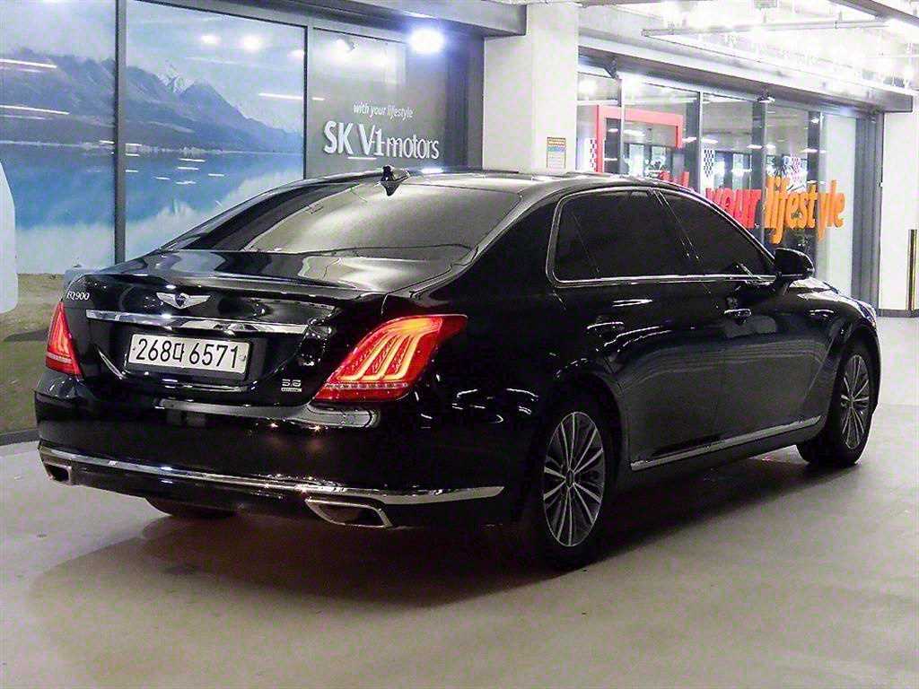 Genesis EQ900 - Vista 4