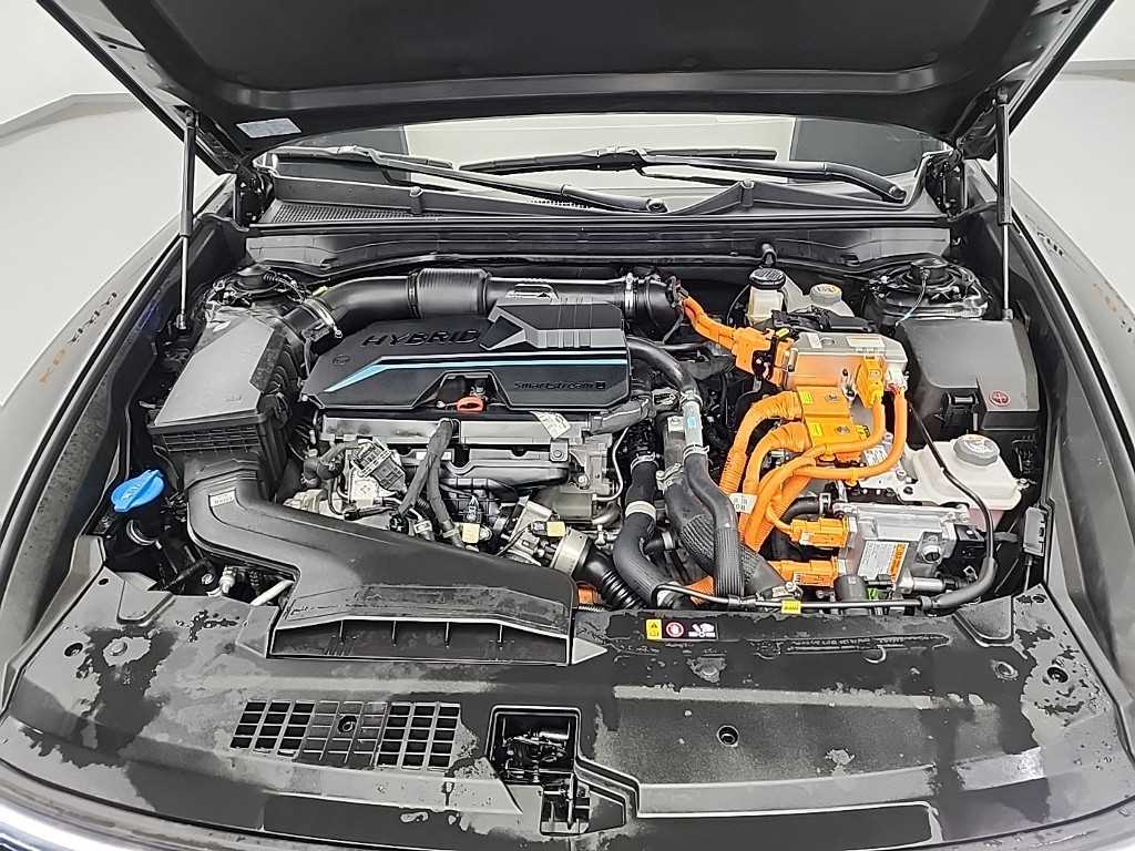 HYUNDAI Grandeur - Vista 5