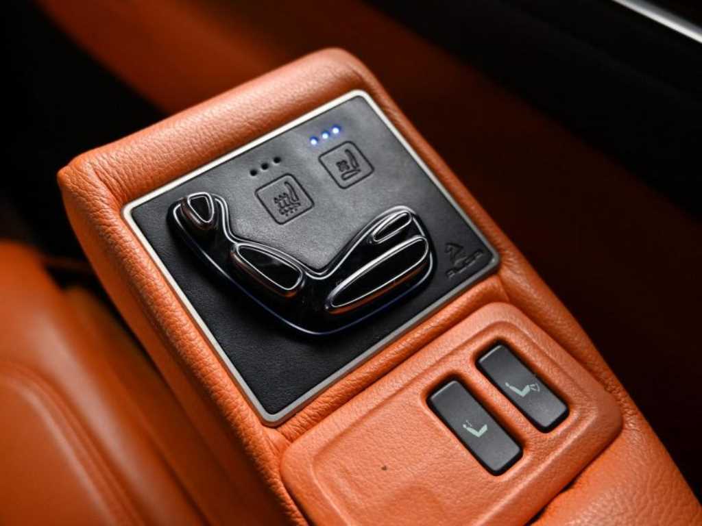 Cadillac Escalade 2022 Gris - Importación desde Corea - HF Imports Iquique - Foto 16