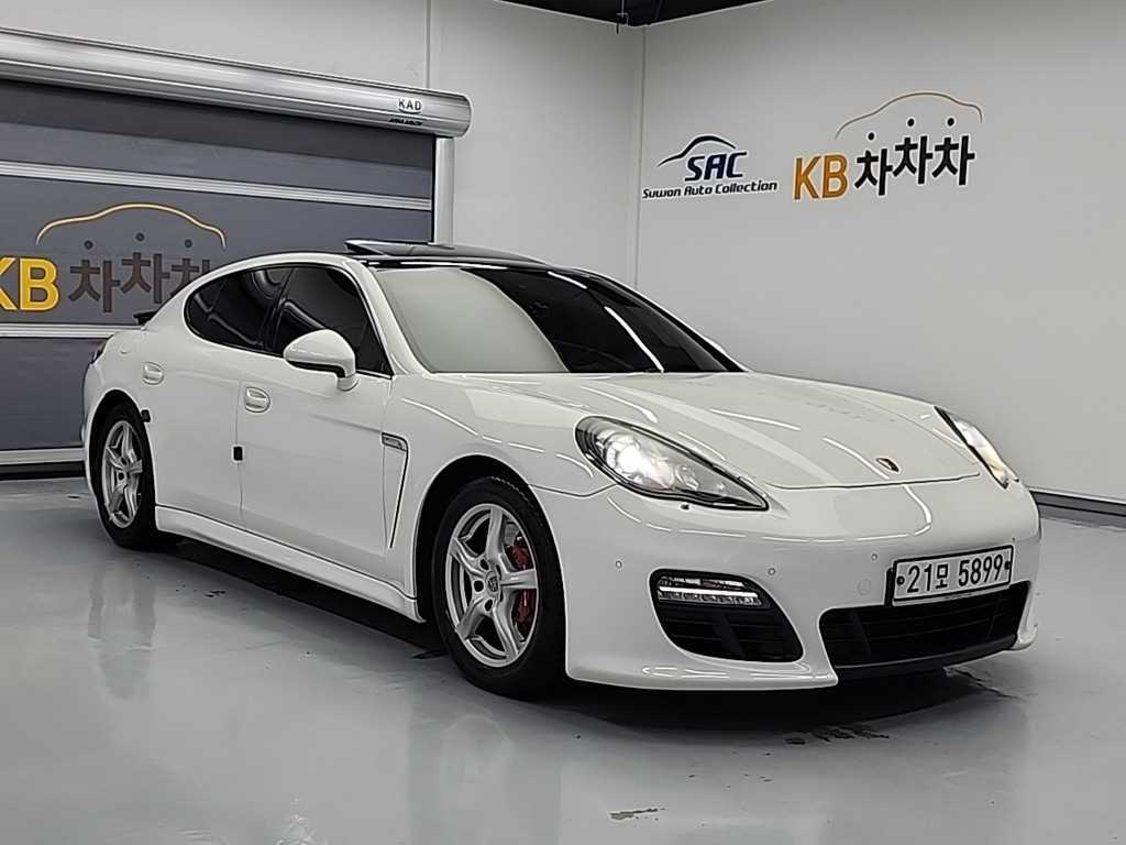 Porsche Panamera - Vista 4