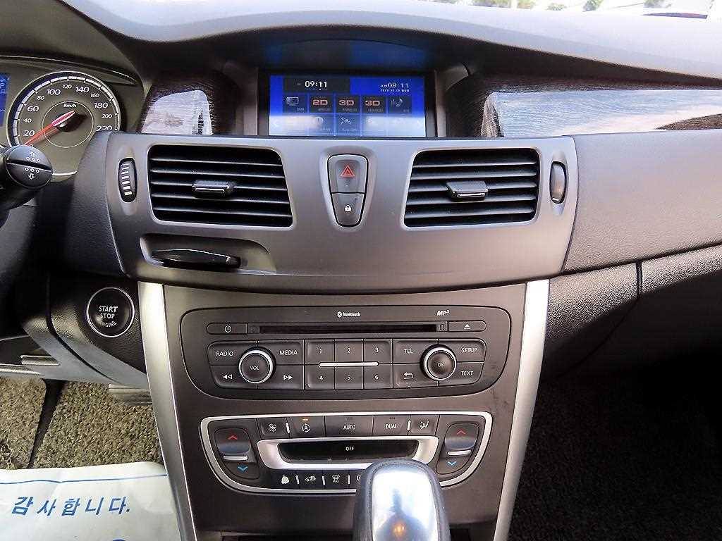 SAMSUNG SM5 2014 Plateado - Importación desde Corea - HF Imports Iquique - Foto 13