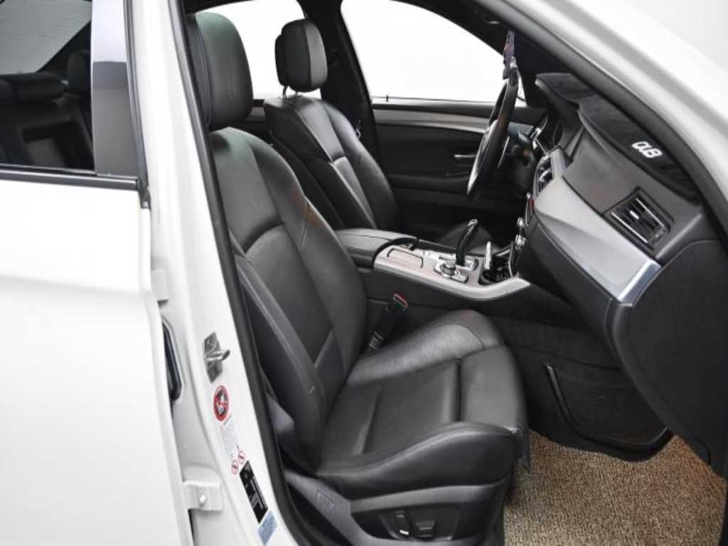 BMW 5 Series - Vista 10