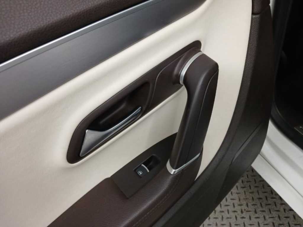 Volkswagen CC - Vista 10