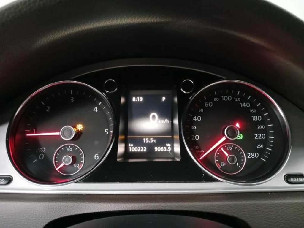 Volkswagen CC - Vista 11