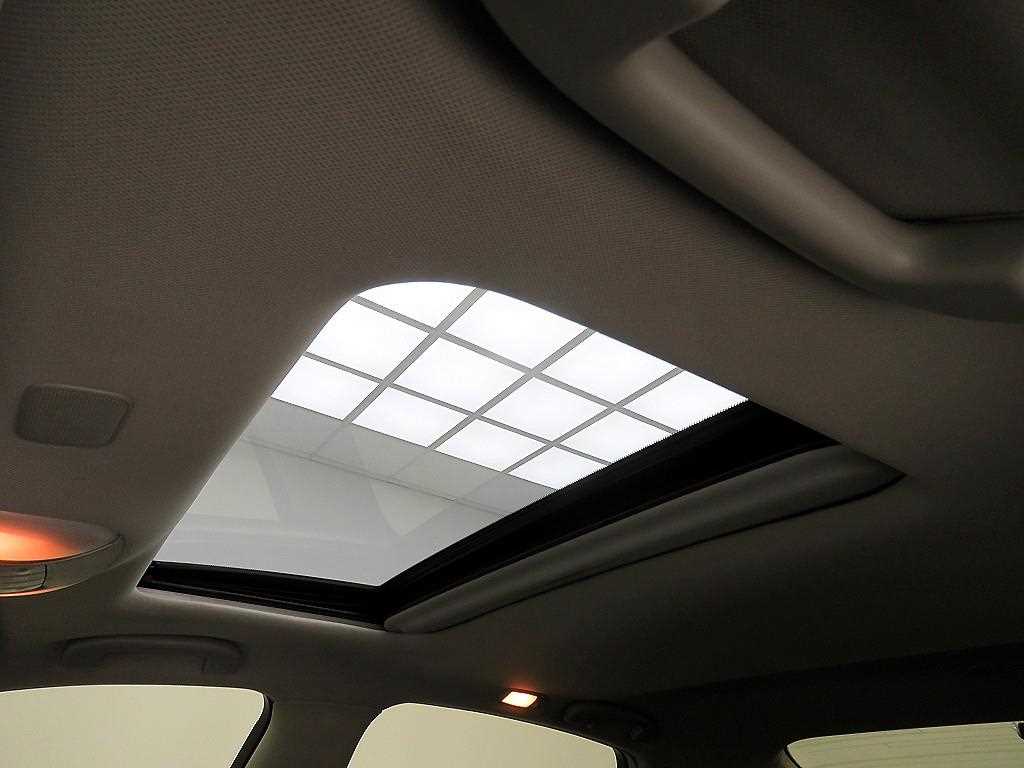 Infiniti Q - Vista 10