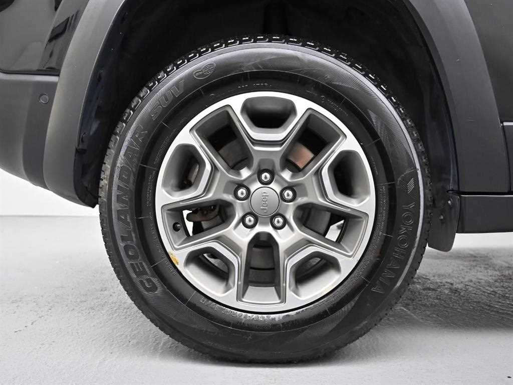 Jeep Cherokee - Vista 5