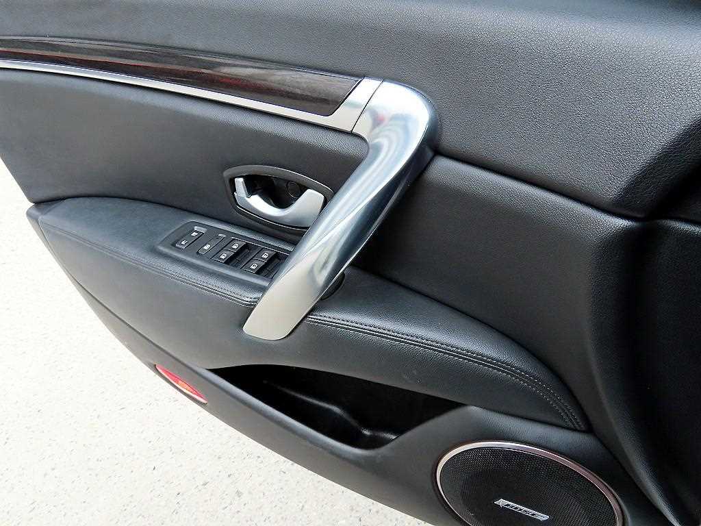 SAMSUNG SM7 - Vista 11