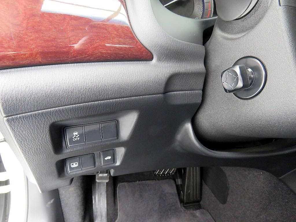 Infiniti Q - Vista 12