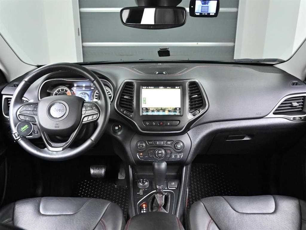 Jeep Cherokee - Vista 7