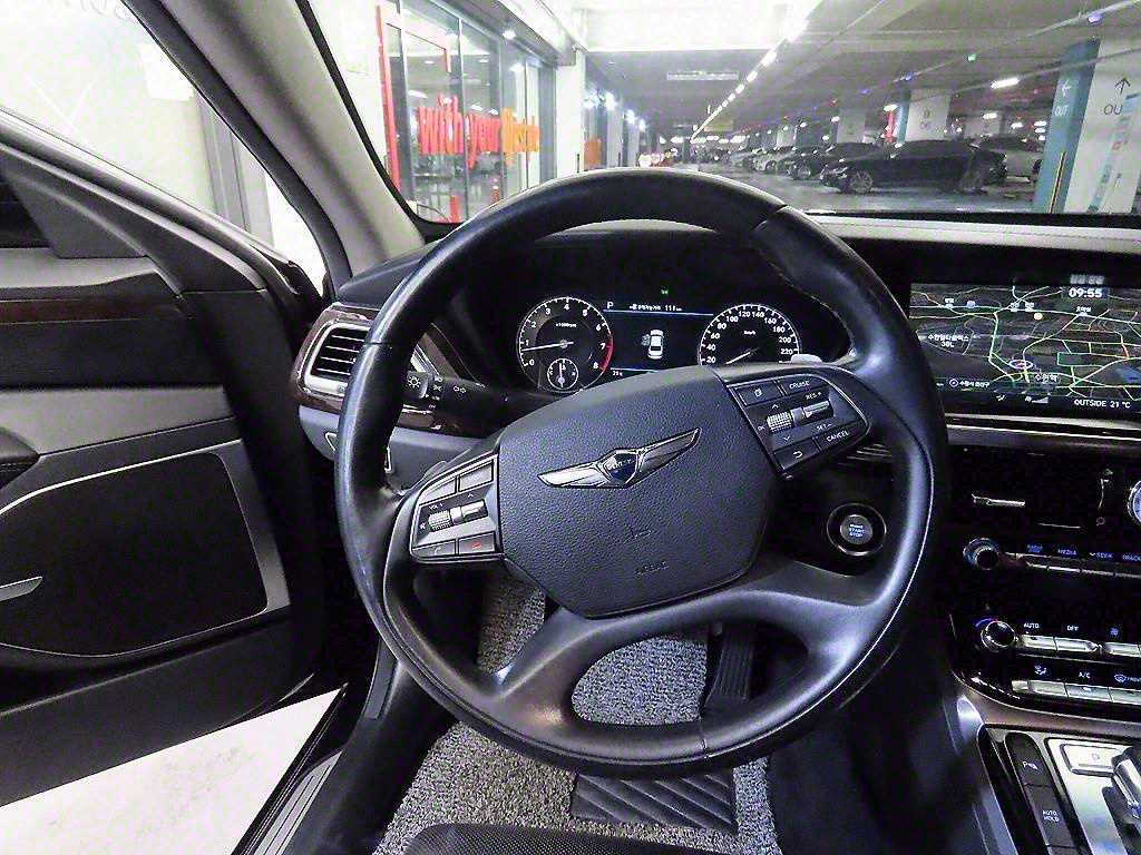 Genesis EQ900 - Vista 8