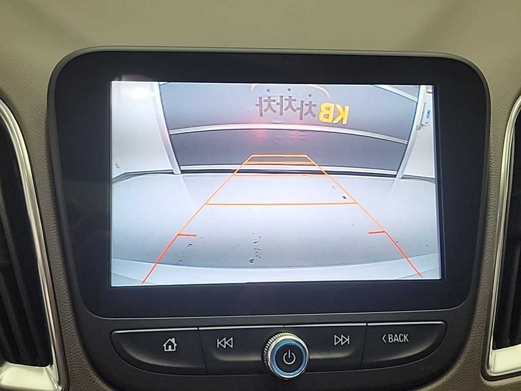 Chevrolet Malibu 2017 Blanco - Importación desde Corea - HF Imports Iquique - Foto 16