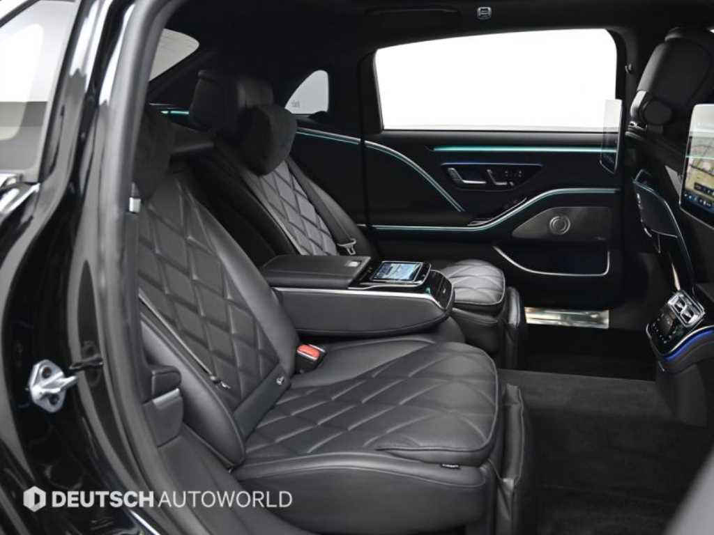 Mercedes Benz S Class - Vista 12