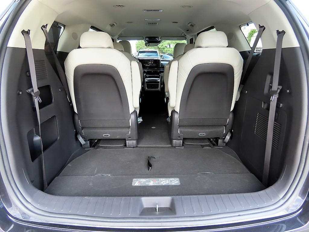 KIA Carnival 2021 Gris - Importación desde Corea - HF Imports Iquique - Foto 17