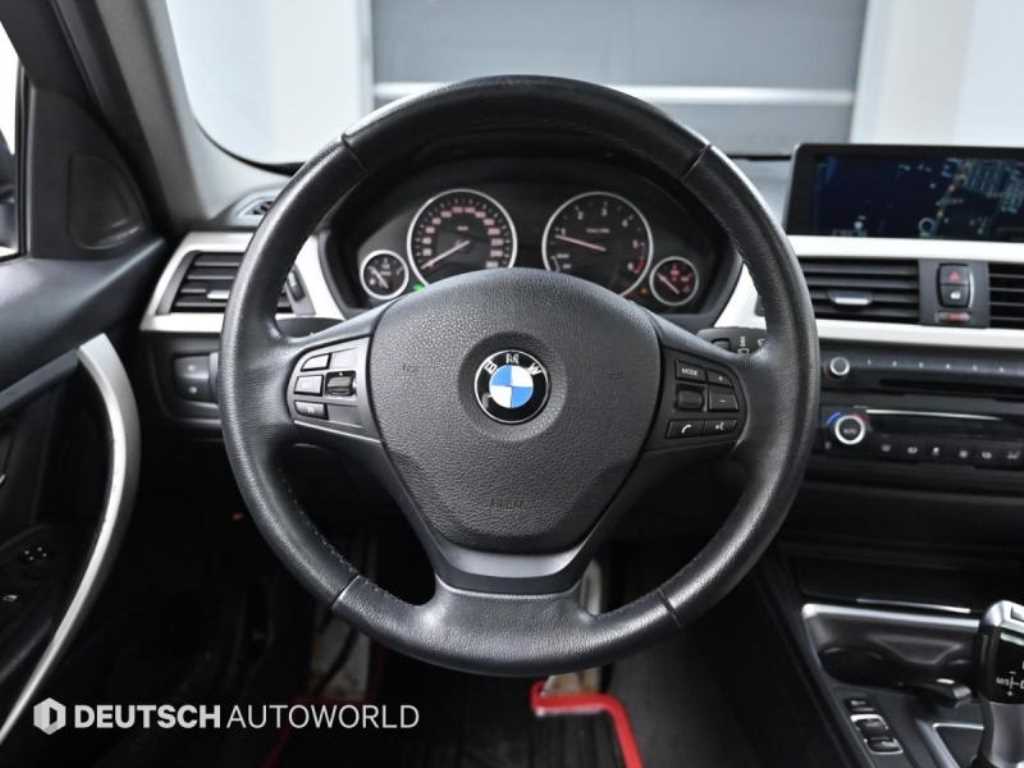 BMW 3 series 2014 Azul - Importación desde Corea - HF Imports Iquique - Foto 13