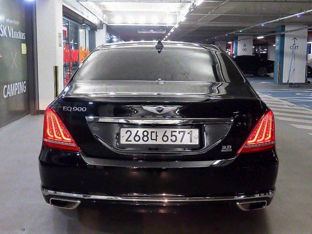 Genesis EQ900 - Vista 5