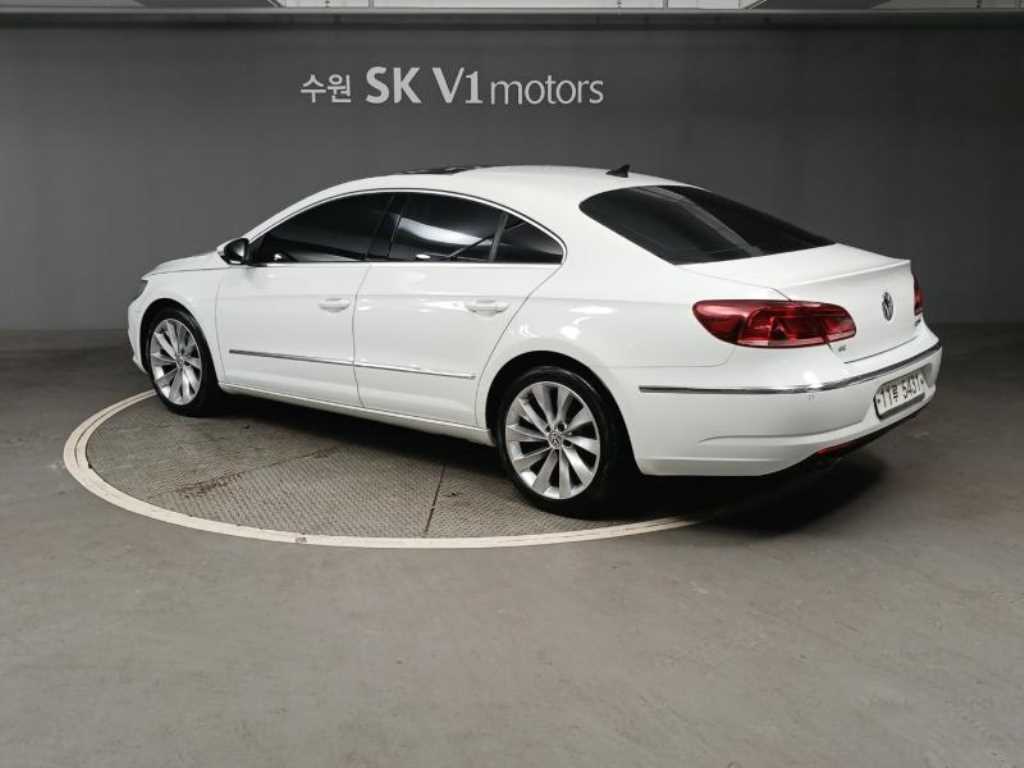 Volkswagen CC - Vista 4