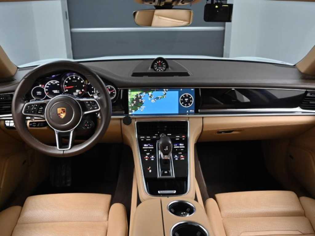 Porsche Panamera - Vista 7