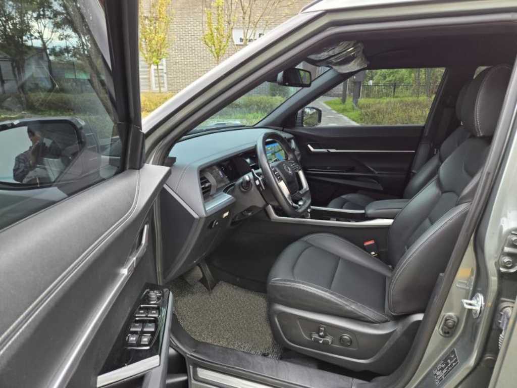 Ssangyong Torres - Vista 6