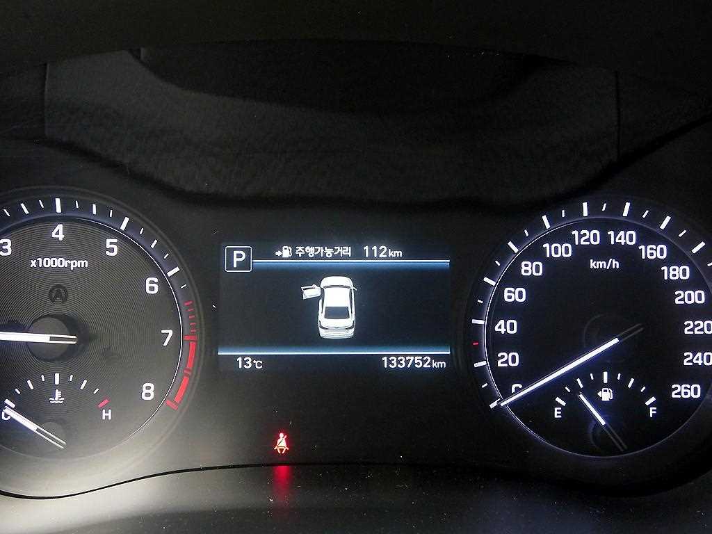 Genesis G80 - Vista 12