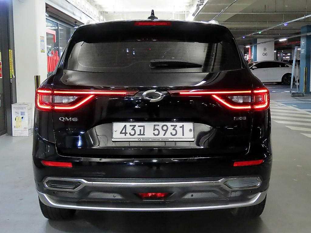 SAMSUNG QM6 - Vista 5