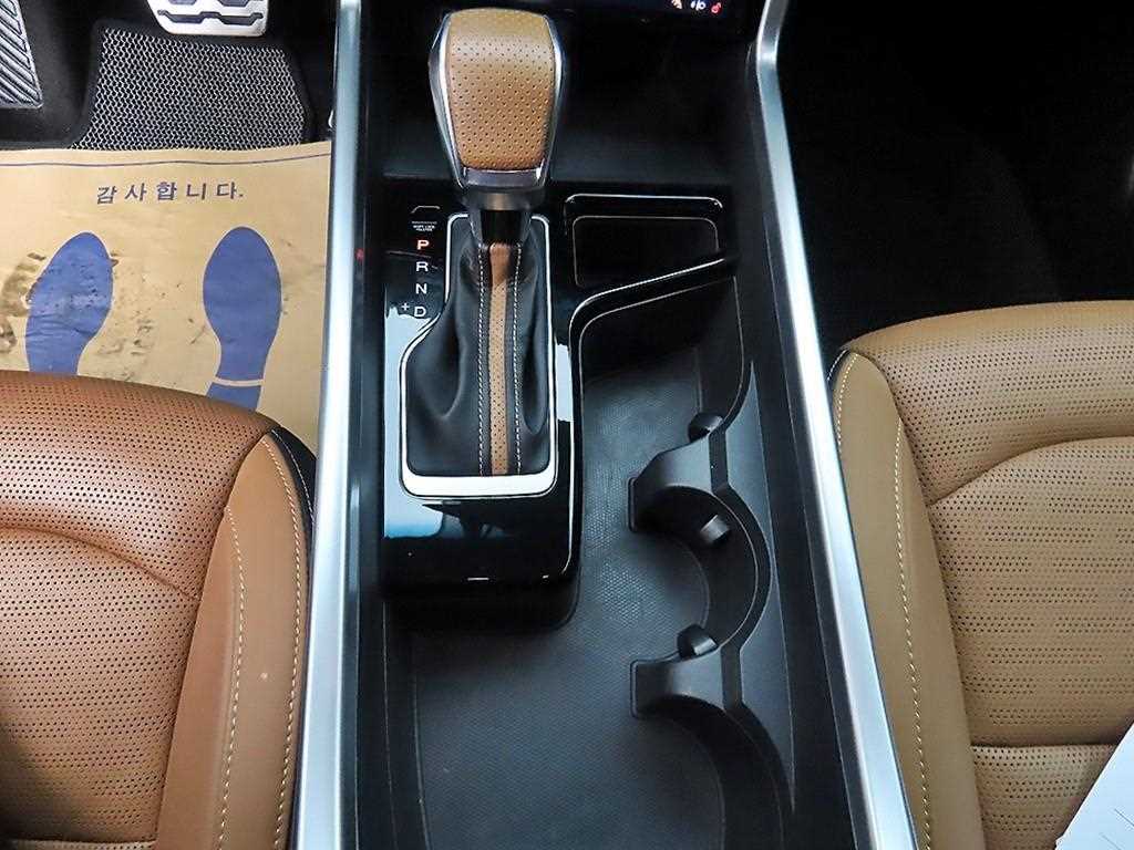 Ssangyong Torres - Vista 10