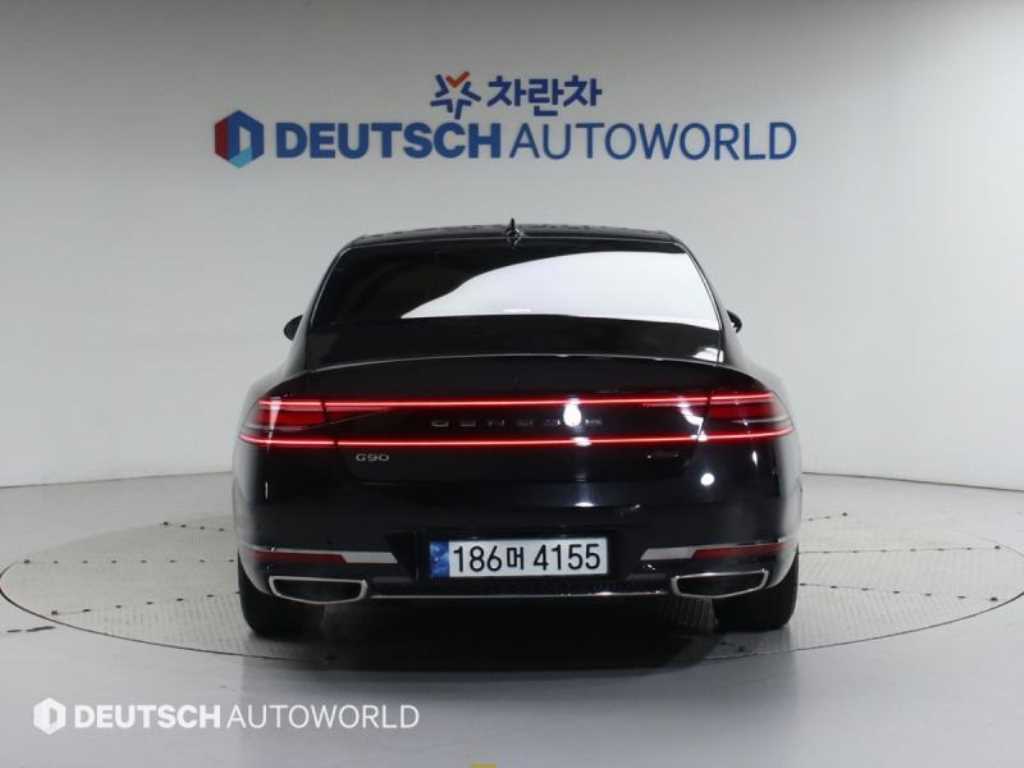 Genesis G90 - Vista 4