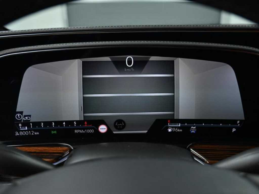 Cadillac Escalade - Vista 8