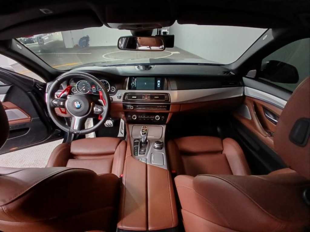 BMW 5 Series - Vista 6