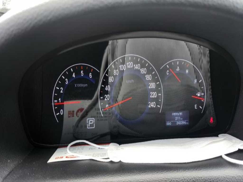 HYUNDAI Veracruz - Vista 8