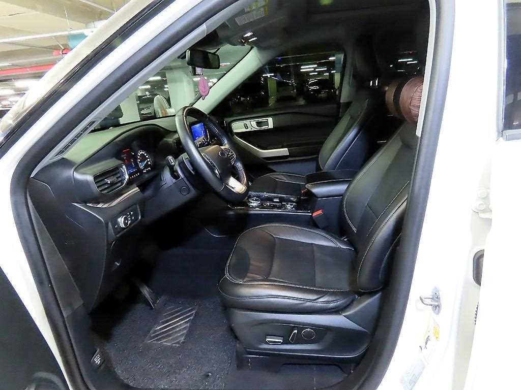 Ford Explorer - Vista 6