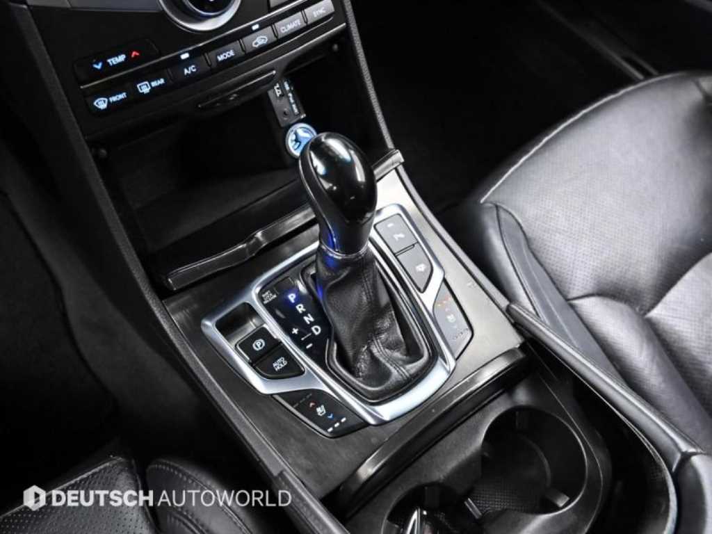 HYUNDAI Grandeur - Vista 9