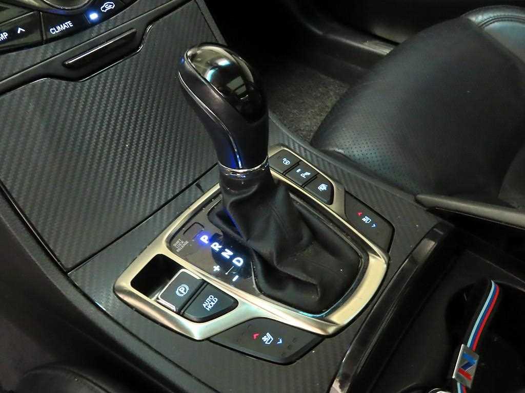 HYUNDAI Grandeur - Vista 10