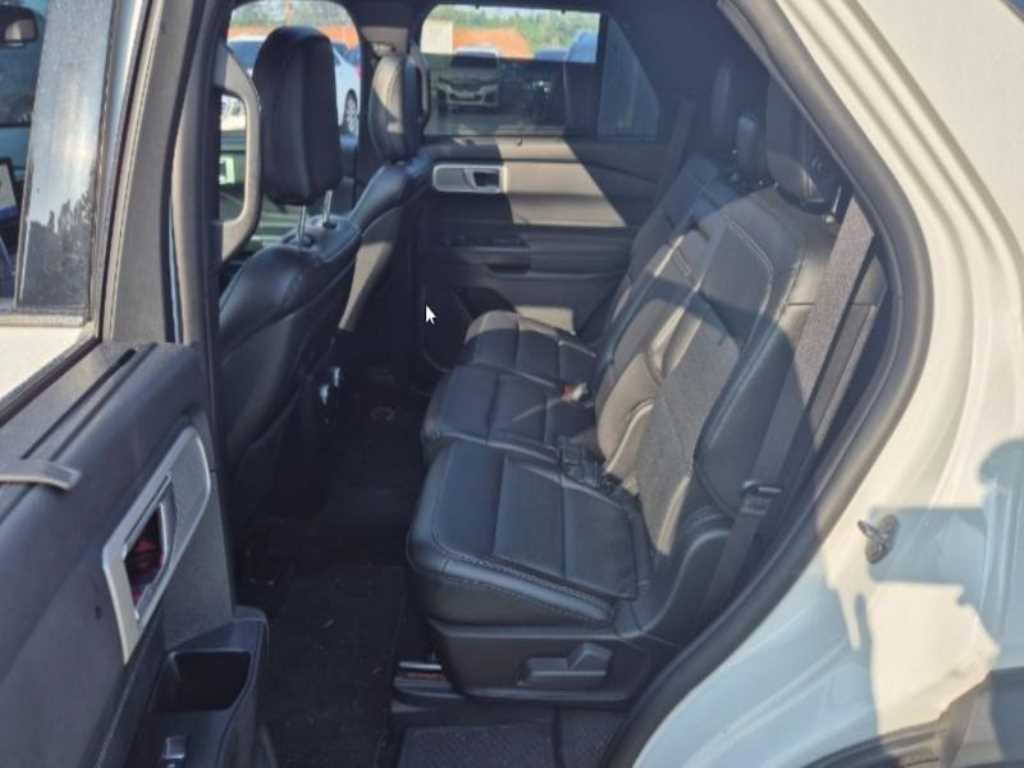 Ford Explorer - Vista 6