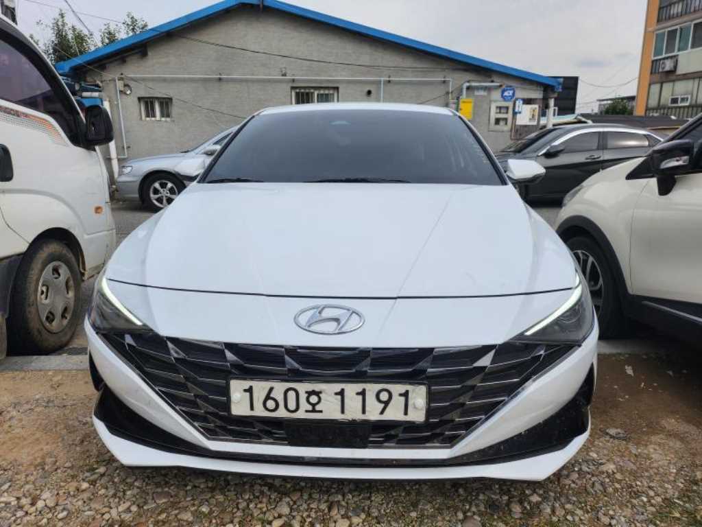 HYUNDAI Avante 2021 Blanco - Importación desde Corea - HF Imports Iquique - Foto 1