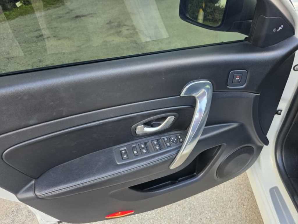 SAMSUNG SM5 2014 Blanco - Importación desde Corea - HF Imports Iquique - Foto 16