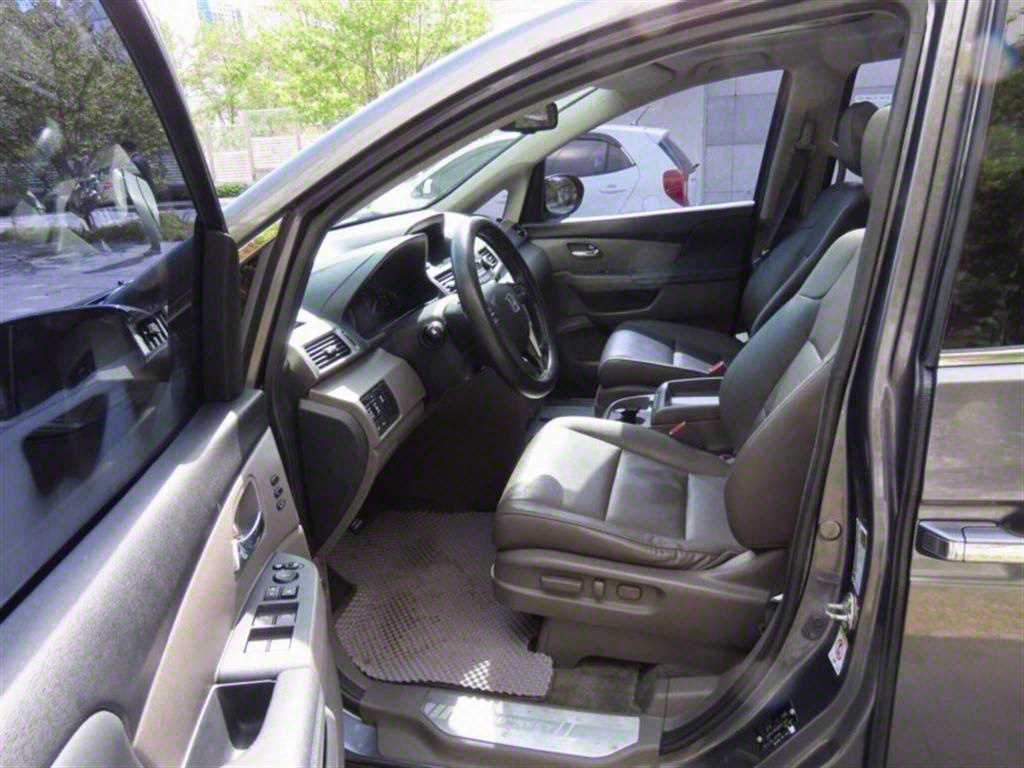 Honda Odyssey - Vista 12