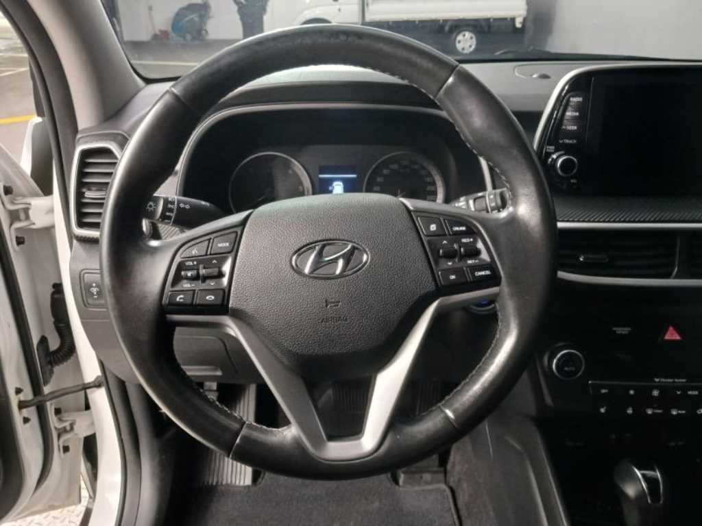 HYUNDAI Tucson - Vista 11