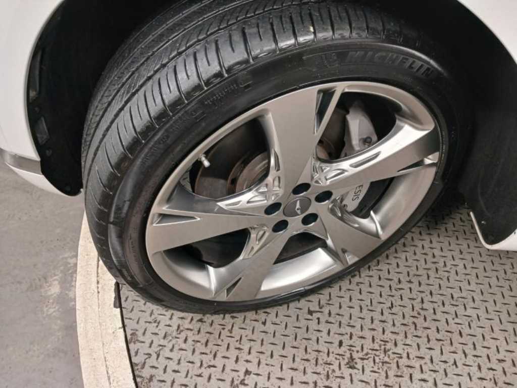 Genesis GV80 2023 Blanco - Importación desde Corea - HF Imports Iquique - Foto 20