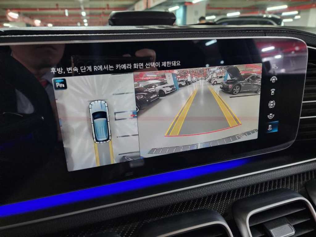 Mercedes Benz GLE Class - Vista 12