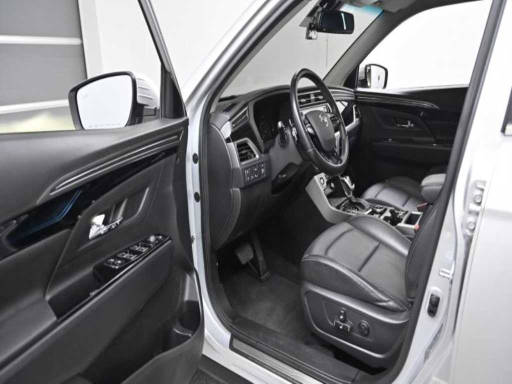 Ssangyong Korando - Vista 10