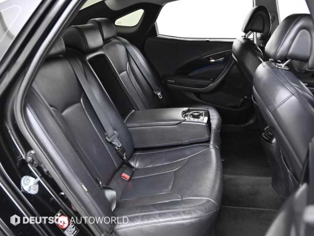 HYUNDAI Grandeur - Vista 12