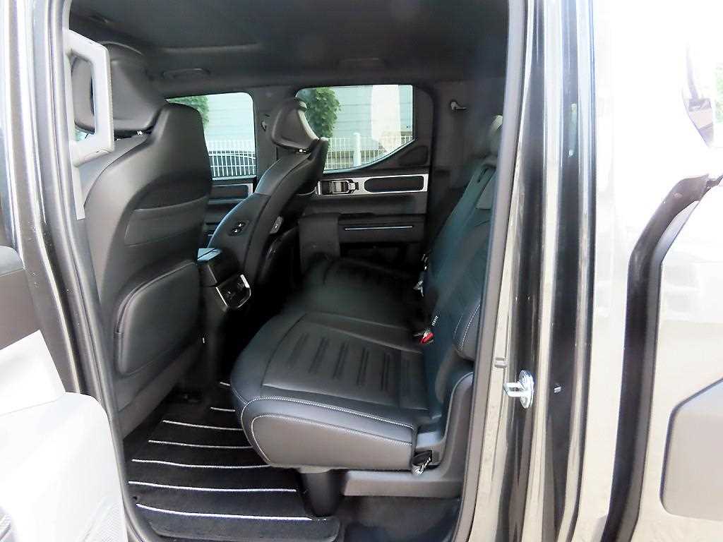 KIA Tasman - Vista 6