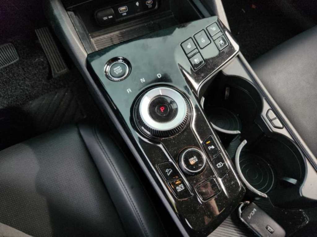 KIA Sportage 2022 Negro - Importación desde Corea - HF Imports Iquique - Foto 16