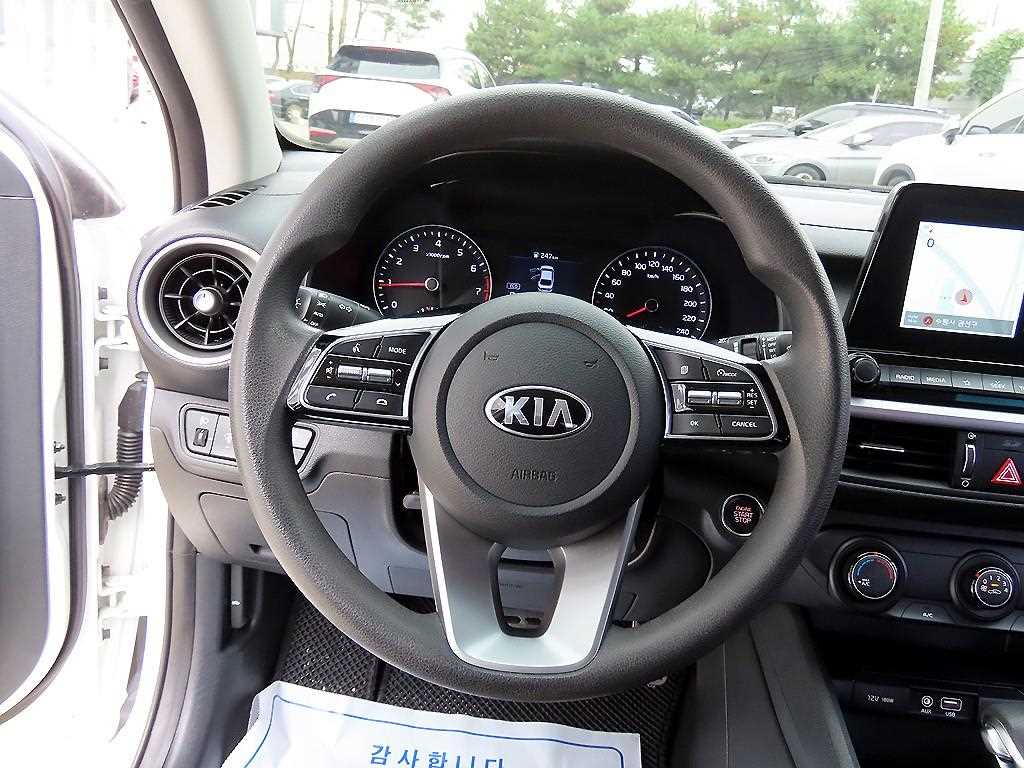 KIA K3 - Vista 8