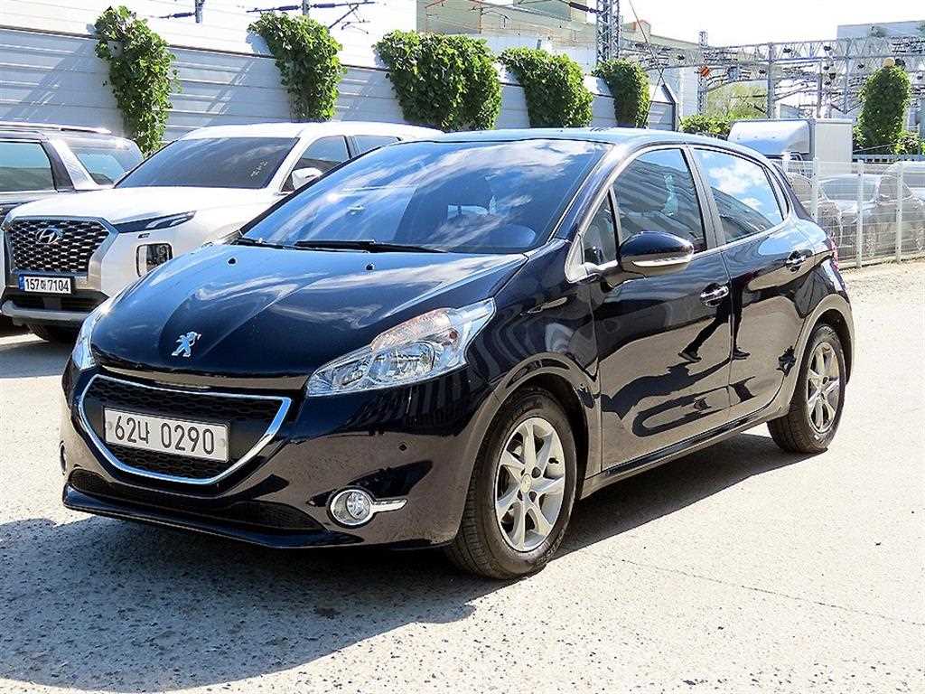 Peugeot 208 - Vista 2