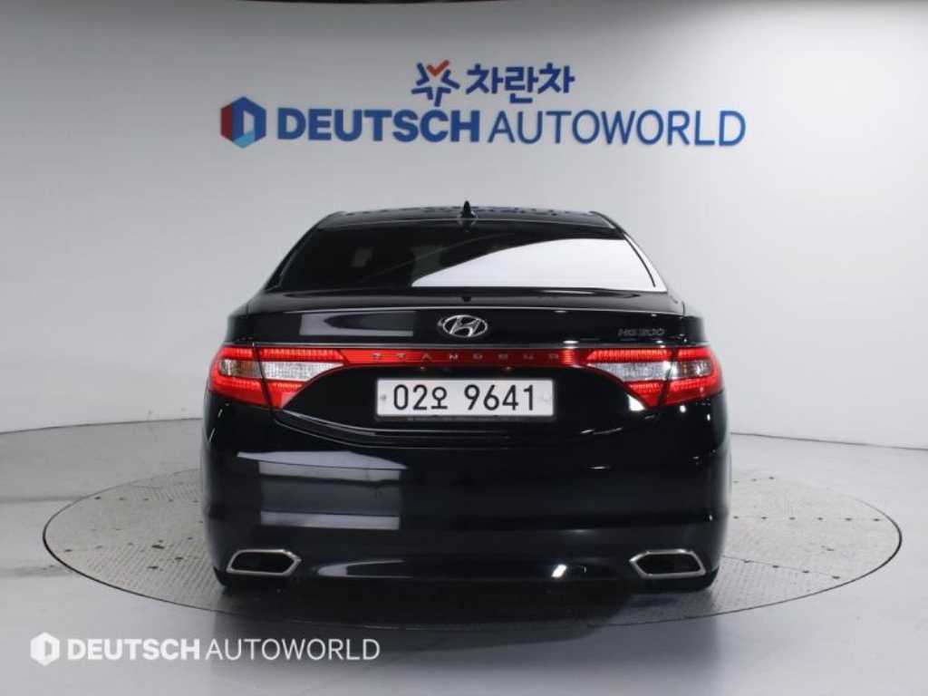 HYUNDAI Grandeur - Vista 4