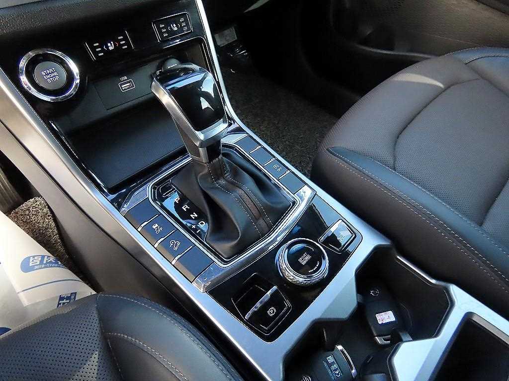 Ssangyong Korando - Vista 10