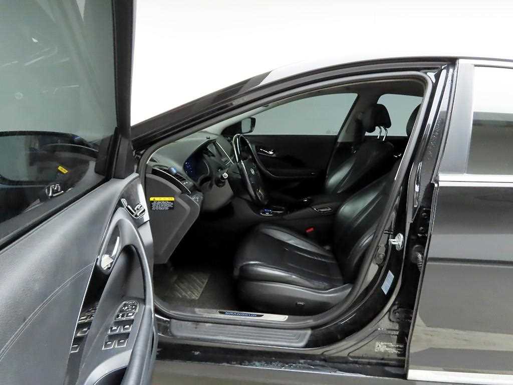 HYUNDAI Grandeur - Vista 12